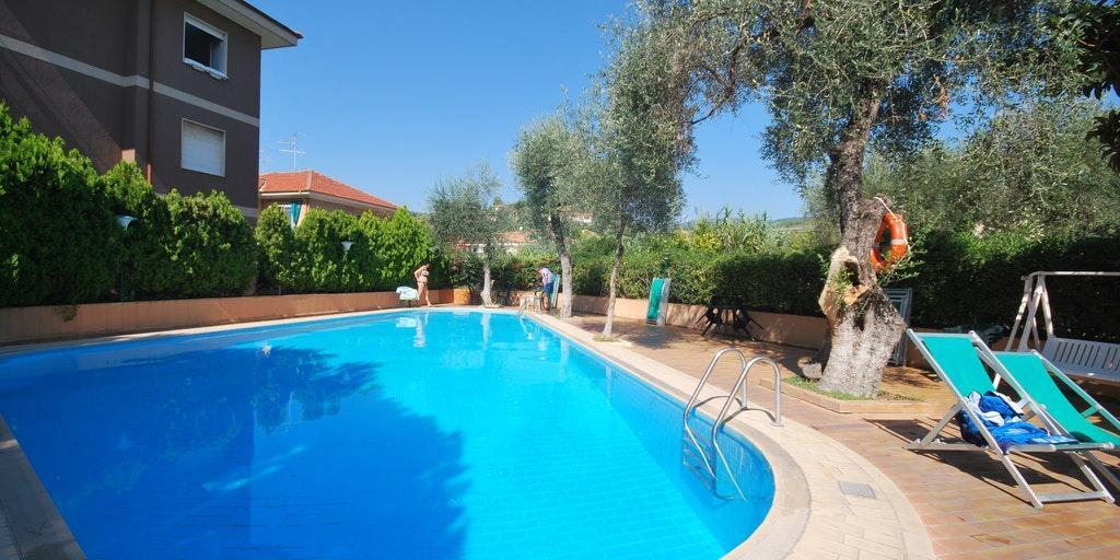 Casa Vacanze Orchidea Appartement Diano Marina Buitenkant foto